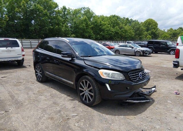 2017 VOLVO XC60