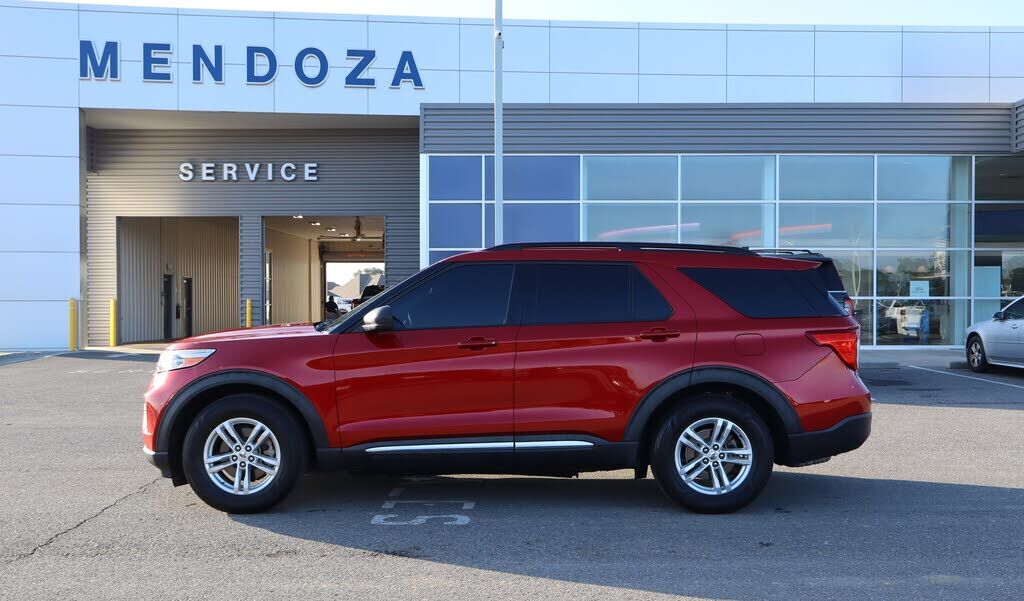 2021 FORD Explorer