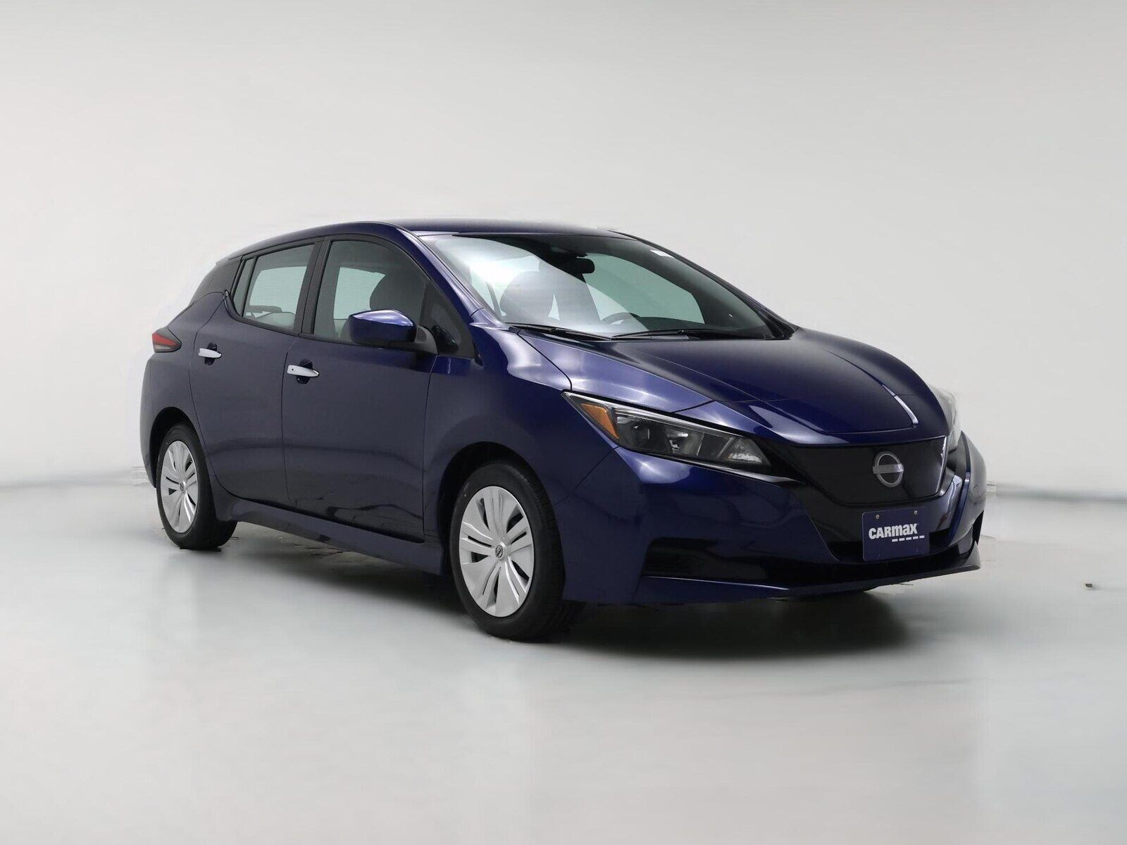 2024 NISSAN Leaf
