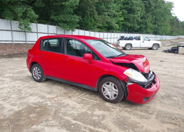 2012 NISSAN Versa