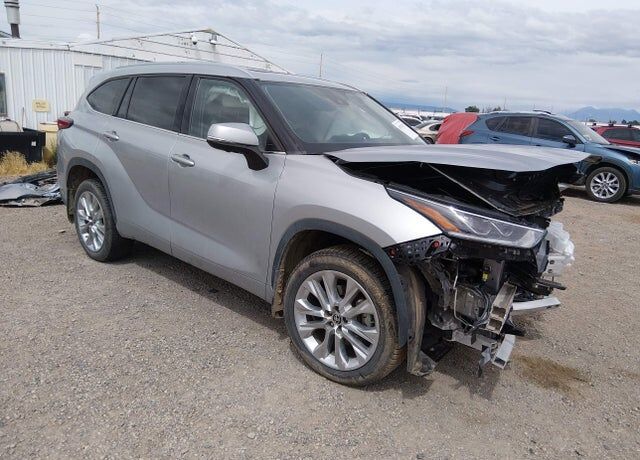 2023 TOYOTA Highlander