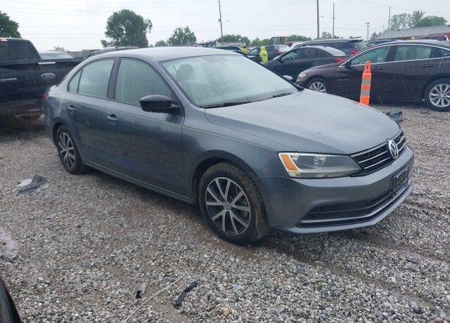 2016 VOLKSWAGEN Jetta