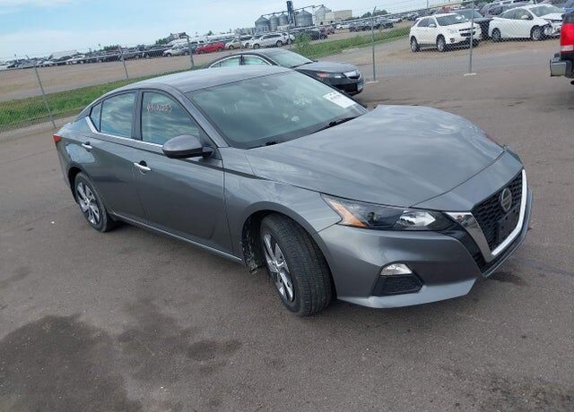 2022 NISSAN Altima