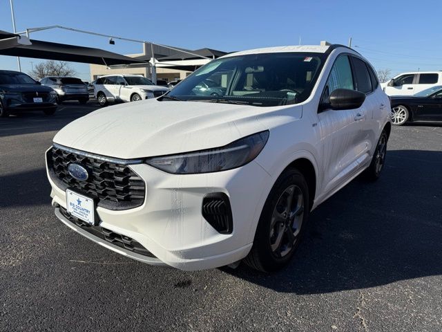 2024 FORD Escape