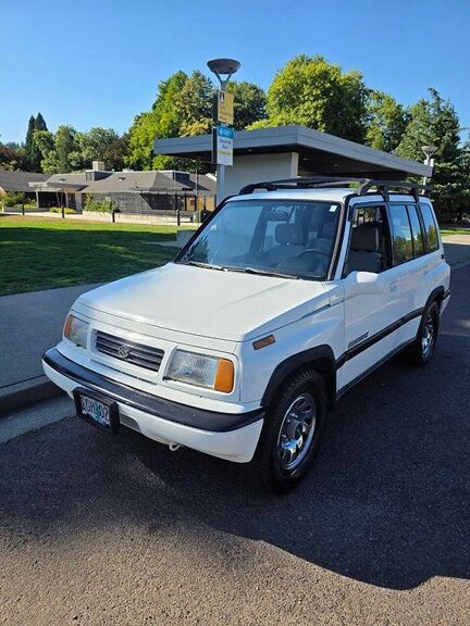 Suzuki Sidekick