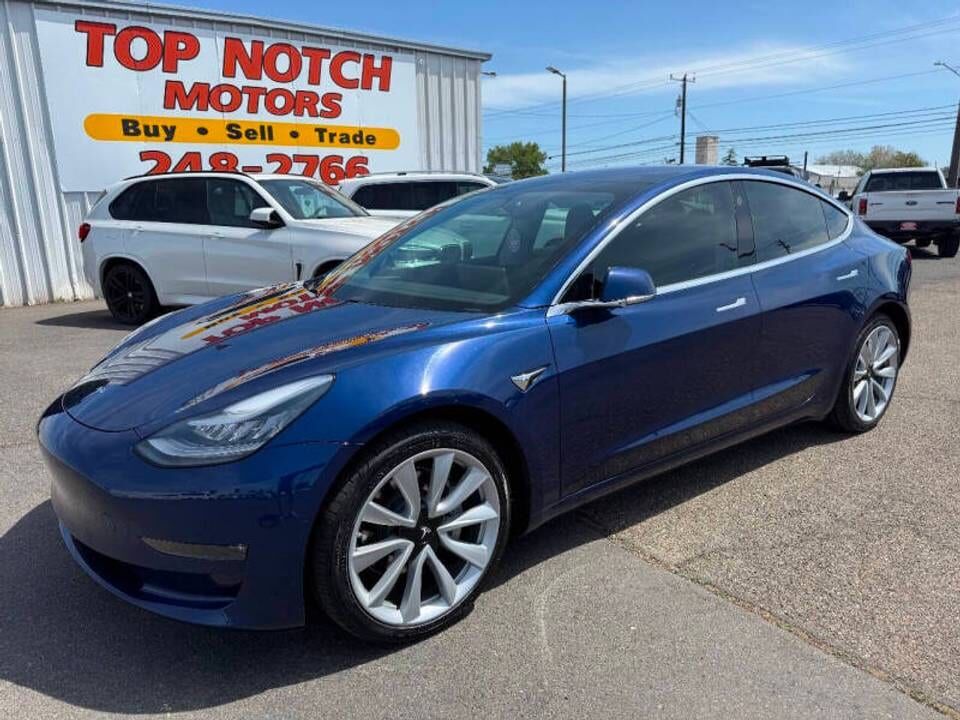 2018 TESLA Model 3