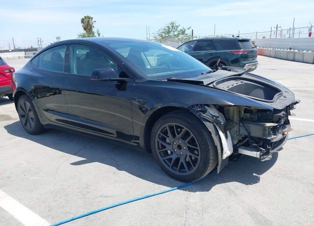 2024 TESLA Model 3