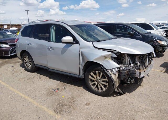 2016 NISSAN Pathfinder