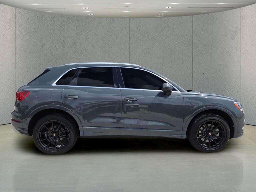 2021 Audi Q3