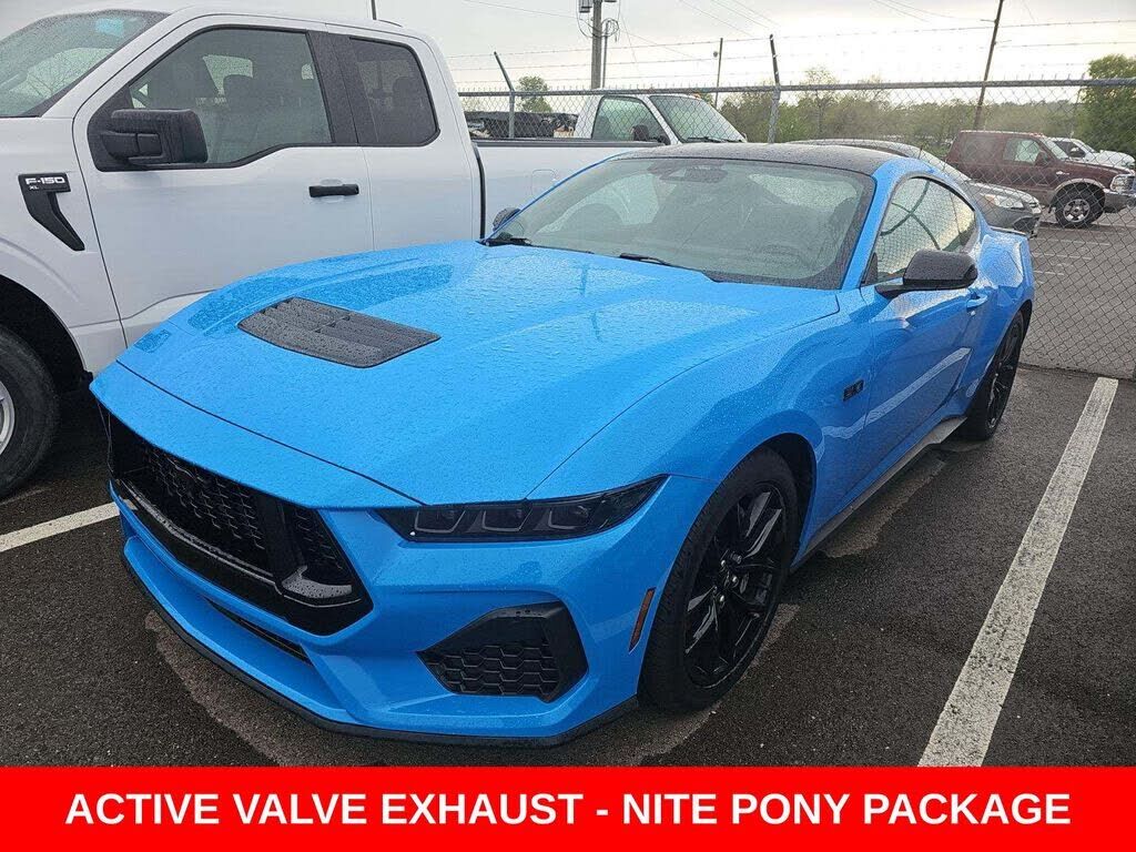 2025 FORD Mustang