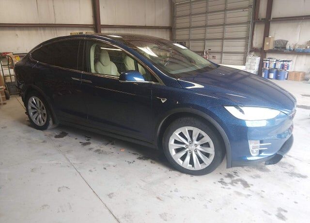 2017 TESLA Model X
