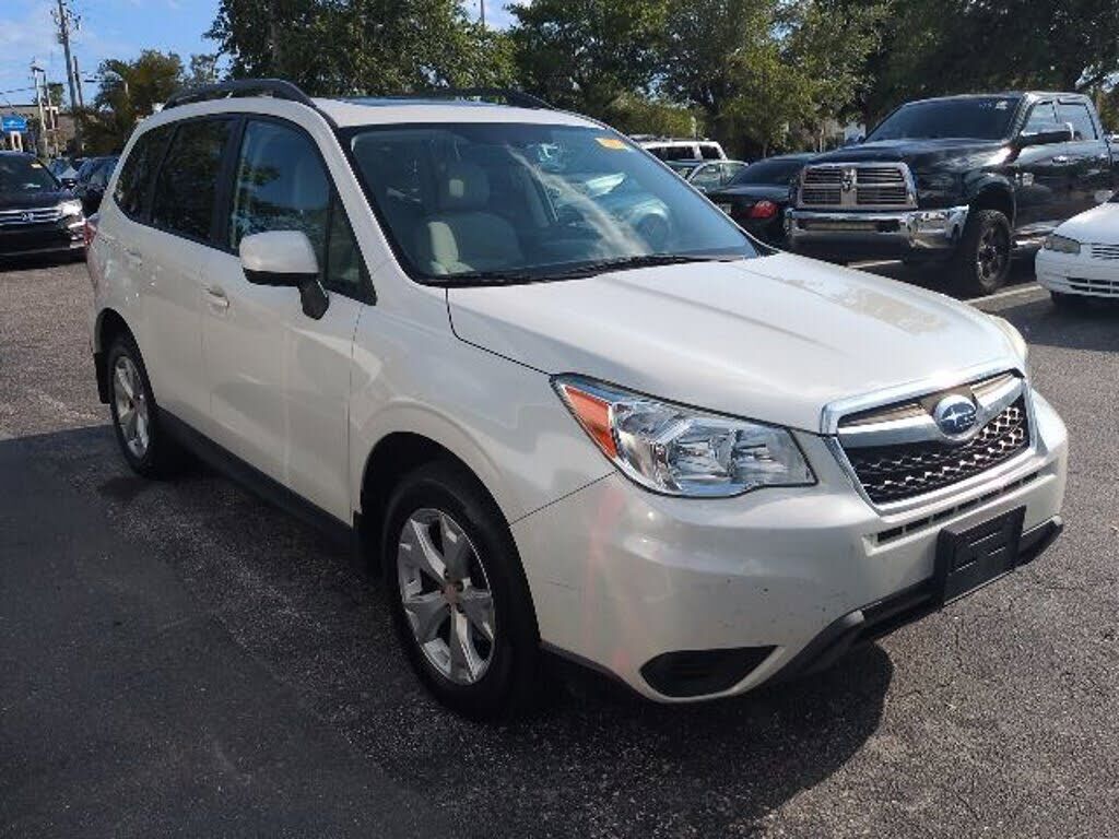 2016 SUBARU Forester