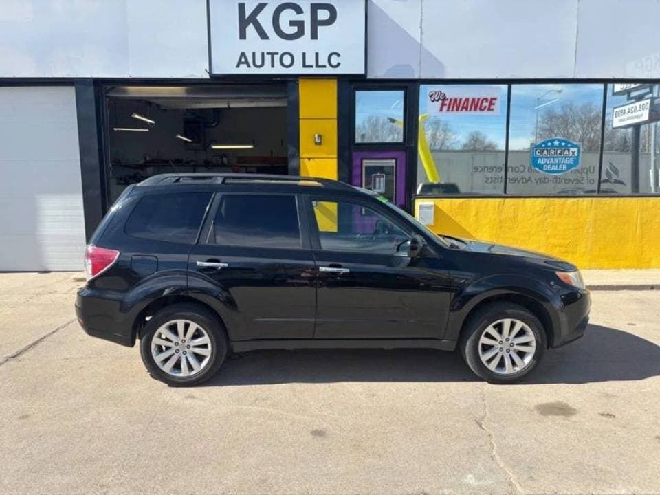 2011 SUBARU Forester