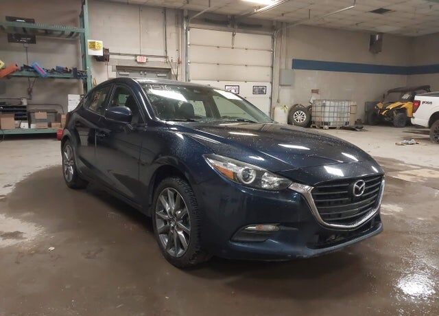2018 MAZDA Mazda3
