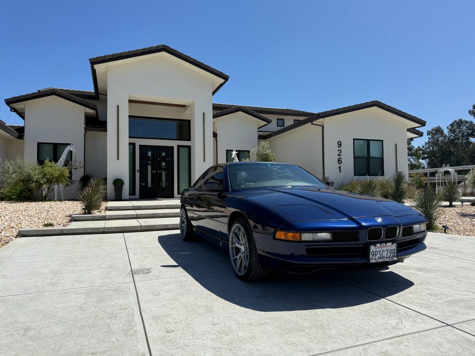 BMW 850i