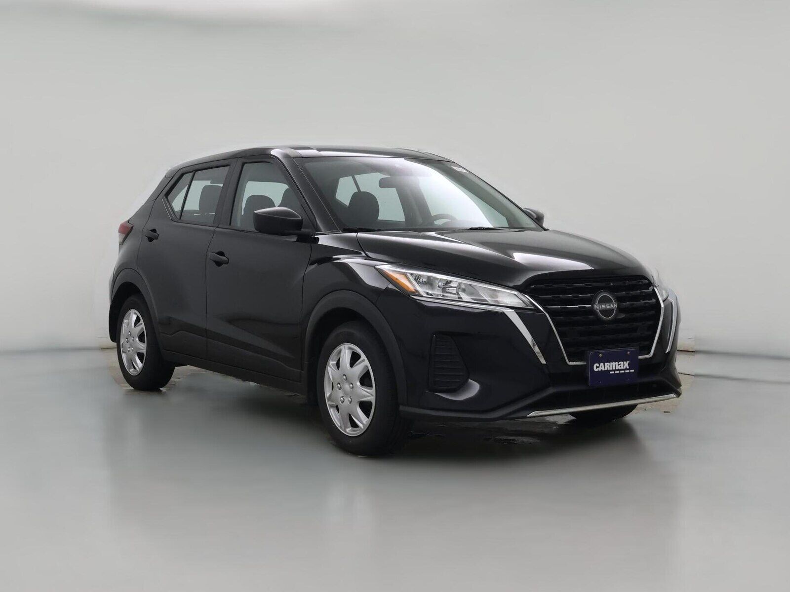 2022 NISSAN Kicks