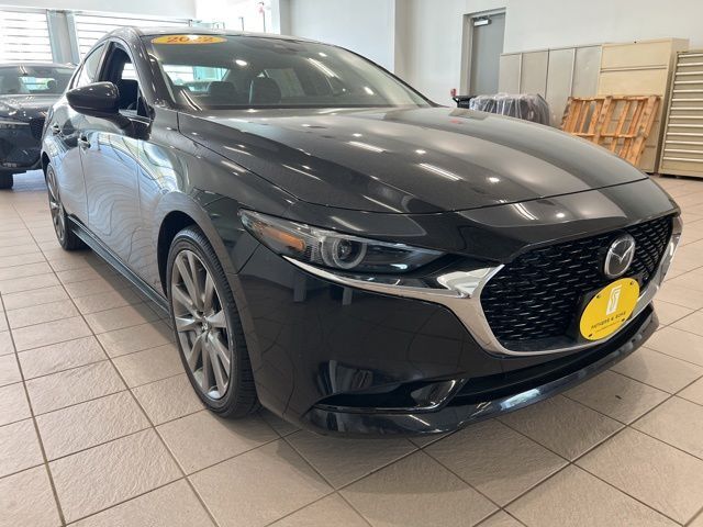 2022 MAZDA Mazda3
