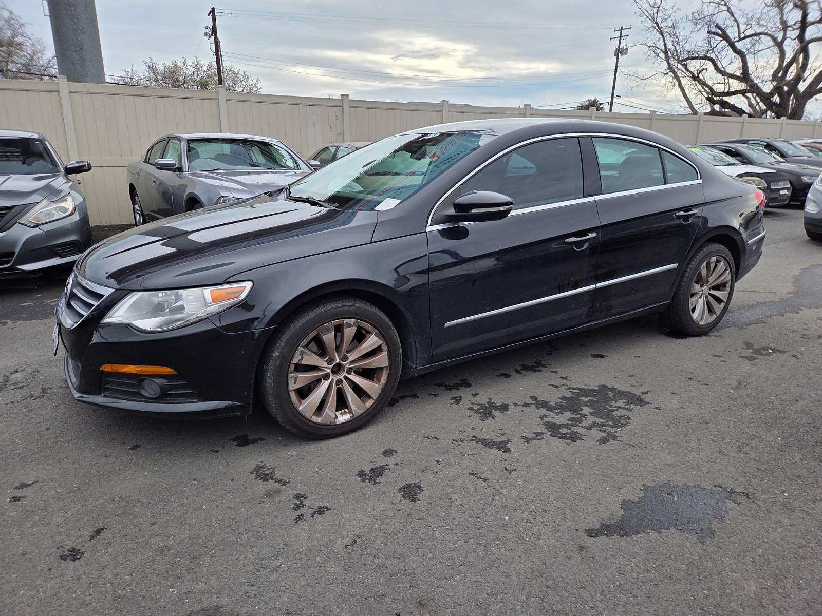 2010 VOLKSWAGEN Passat