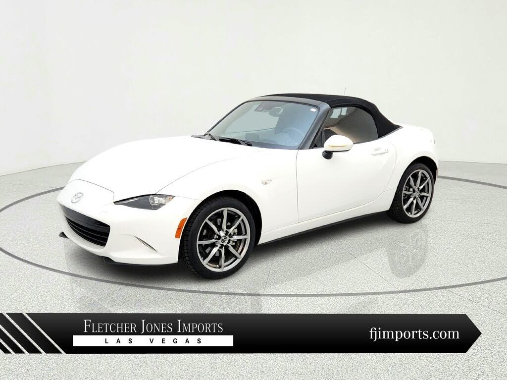 2022 Mazda MX-5