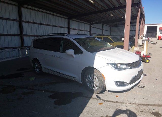 2019 CHRYSLER Pacifica