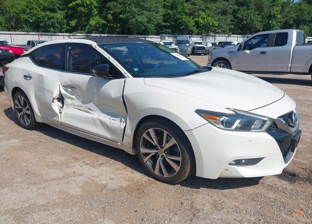 2017 NISSAN Maxima