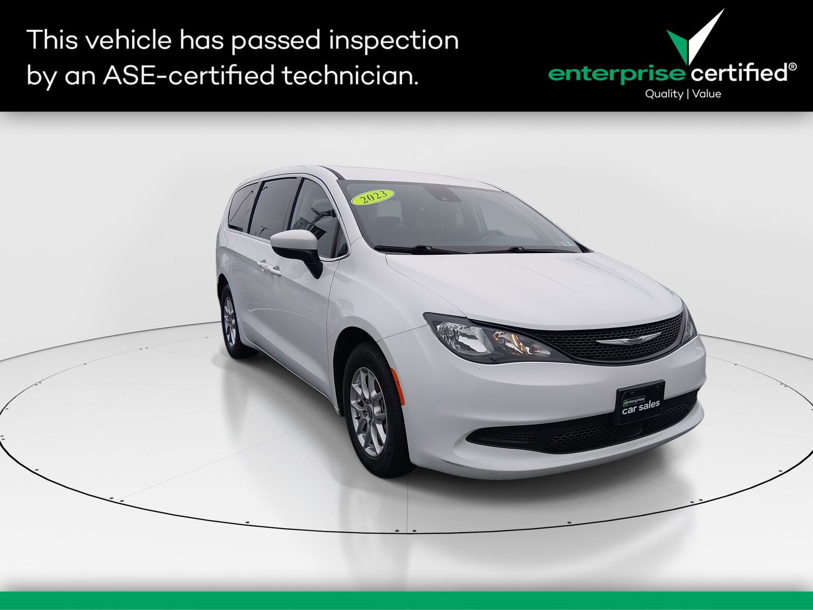 2023 CHRYSLER Voyager