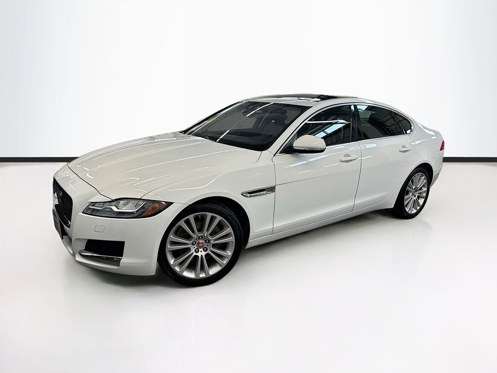 2020 JAGUAR XF