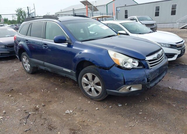 2010 SUBARU Outback