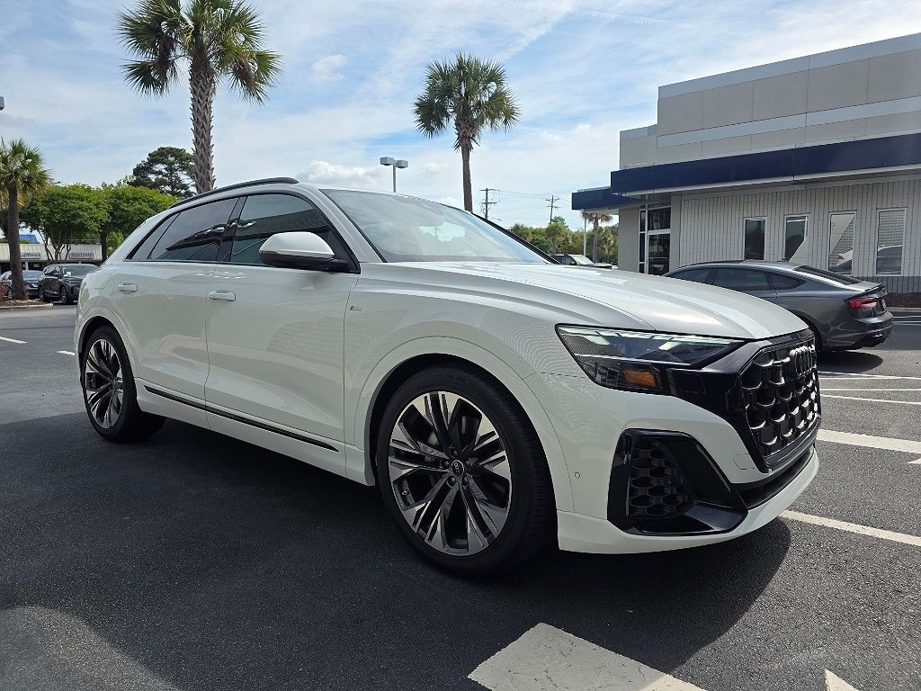 2026 Audi Q8