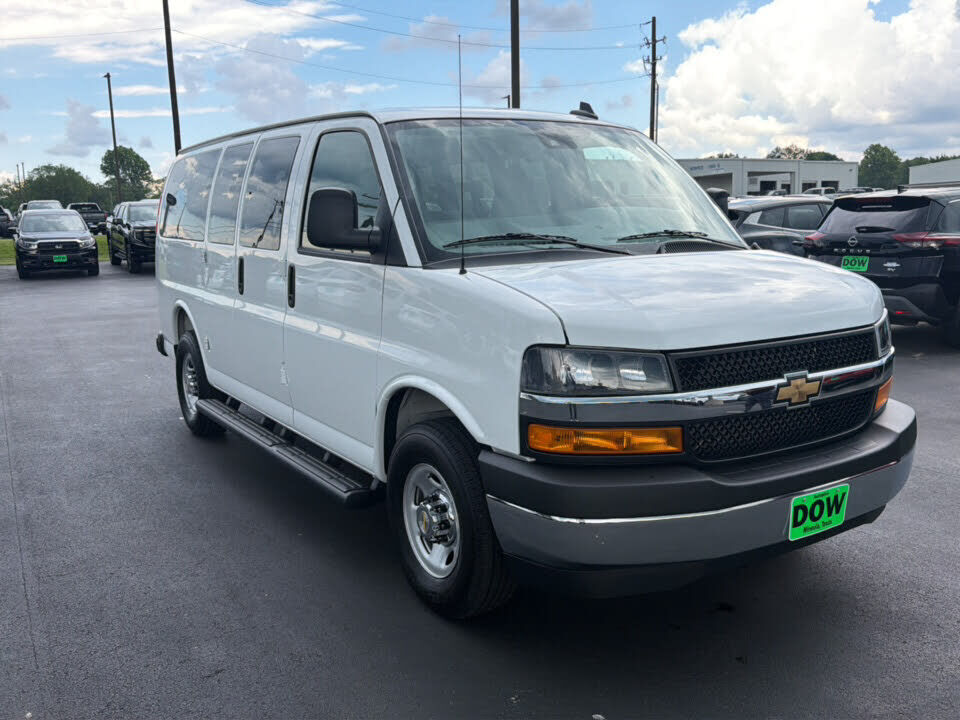 2025 CHEVROLET Express