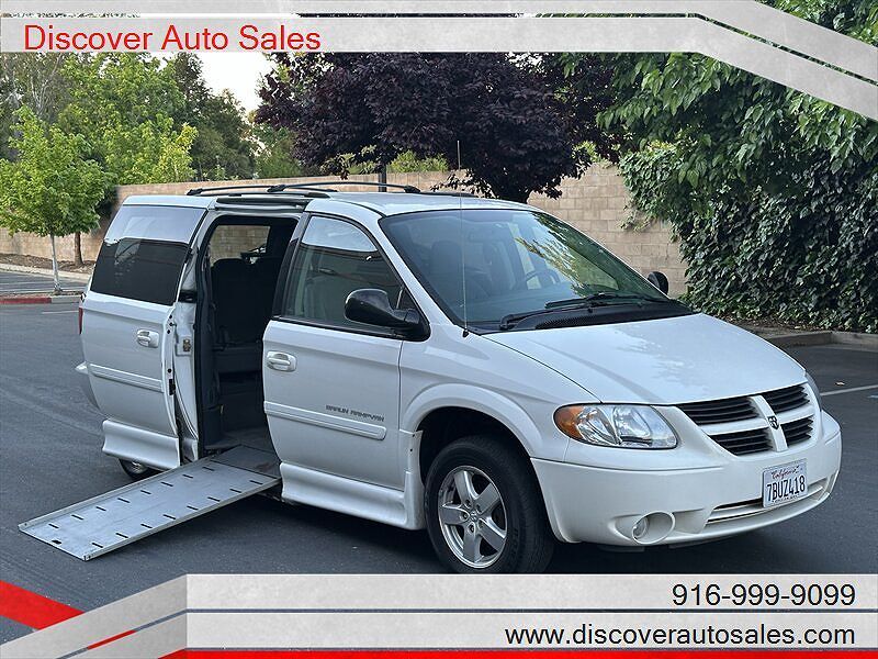 2006 DODGE Caravan