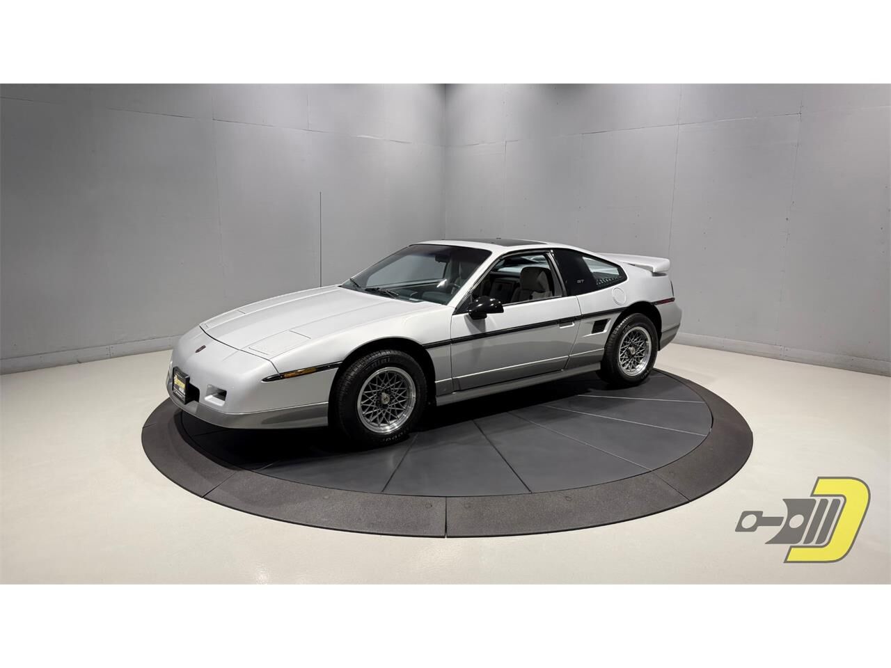 1987 PONTIAC Fiero