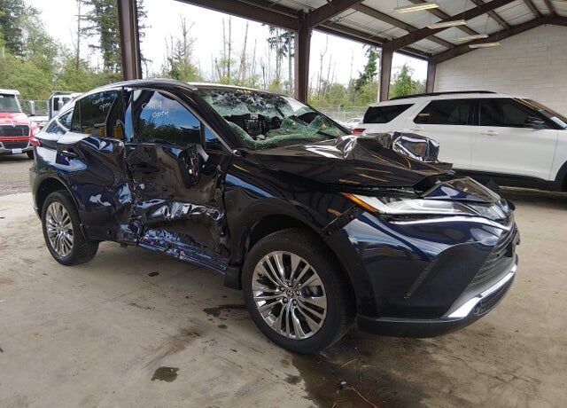 2024 TOYOTA Venza