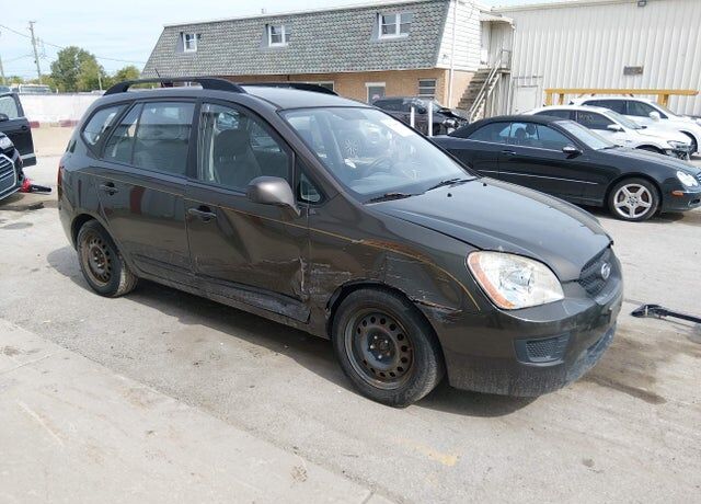2009 KIA Rondo
