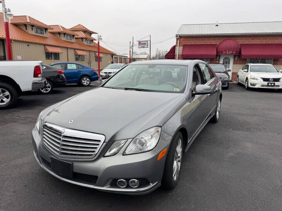 2011 MERCEDES-BENZ E-Class
