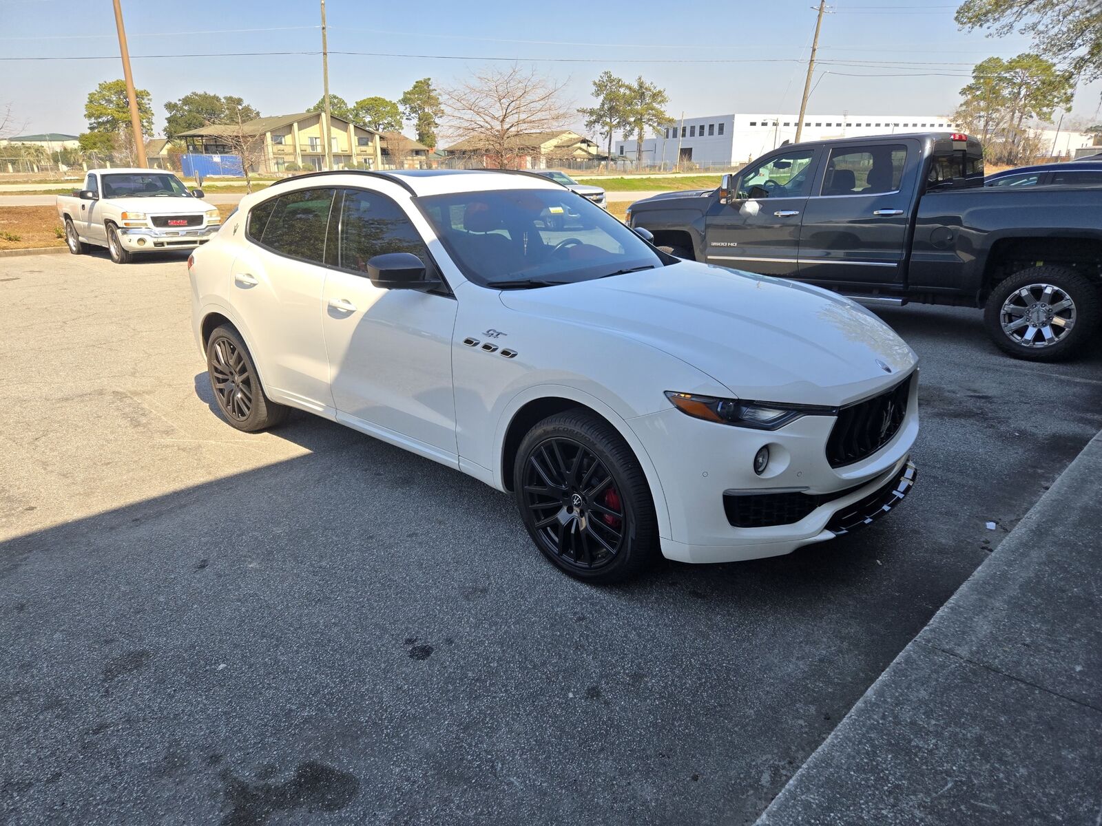 2022 MASERATI Levante