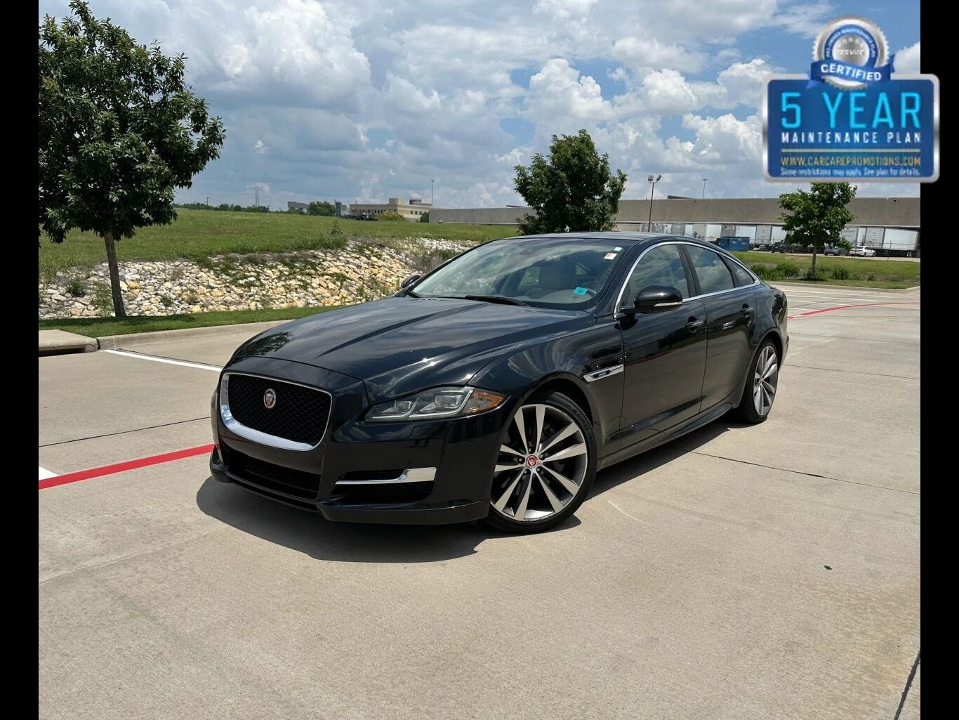 2017 JAGUAR XJ