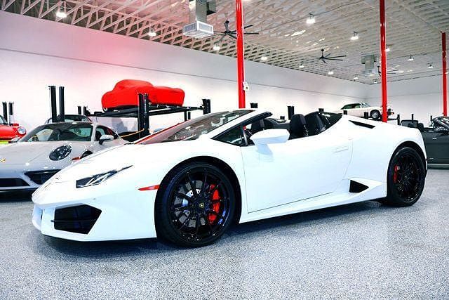 2017 LAMBORGHINI Huracan