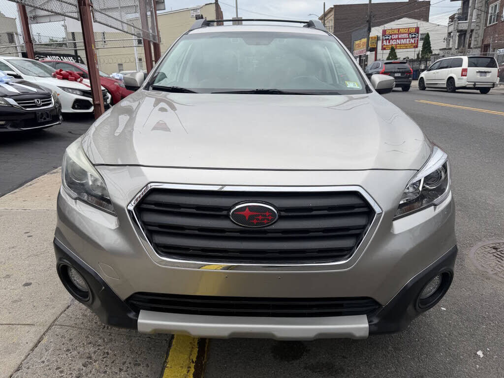2016 SUBARU Outback
