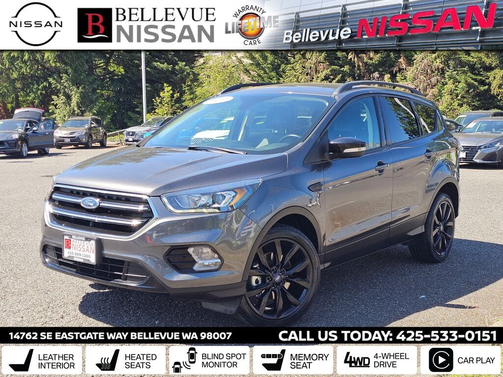 2017 FORD Escape