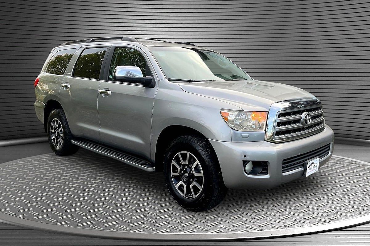 2008 TOYOTA Sequoia