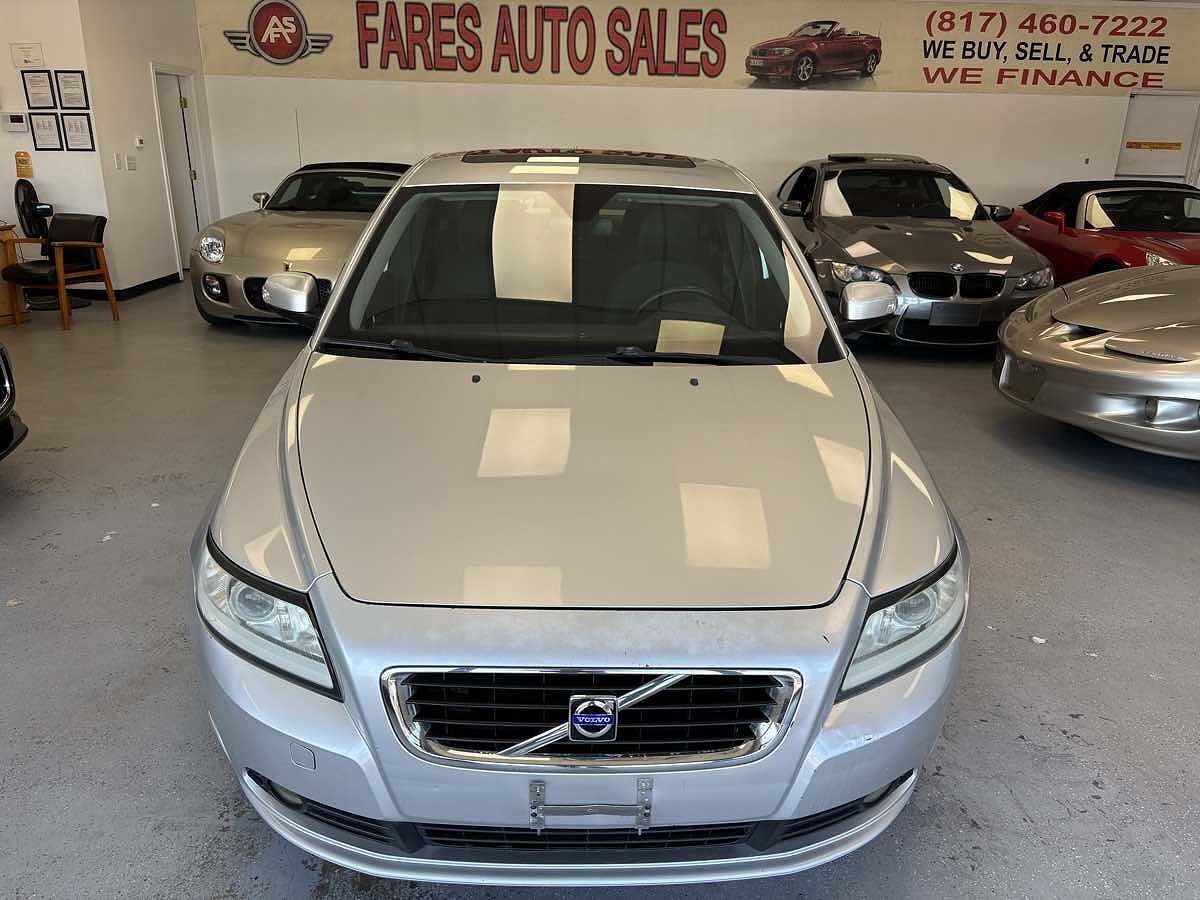 2010 VOLVO S40