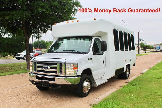 2013 FORD E-450