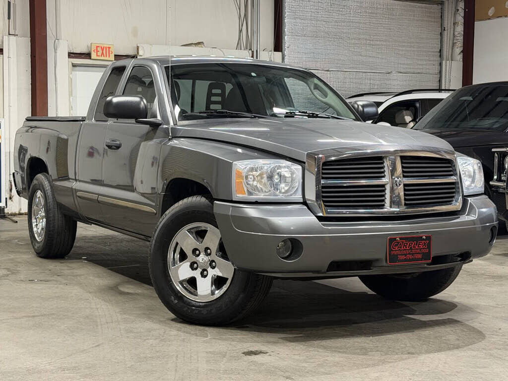 2005 DODGE Dakota