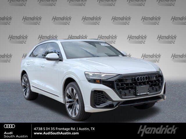 2024 AUDI Q8