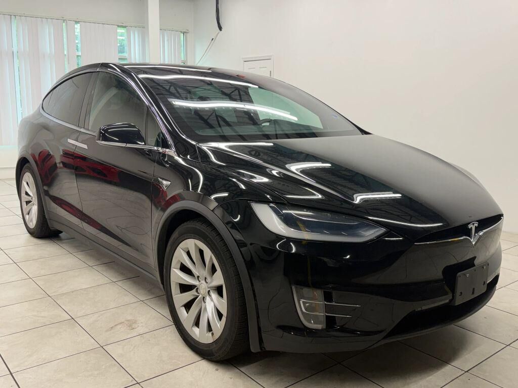 2018 TESLA Model X