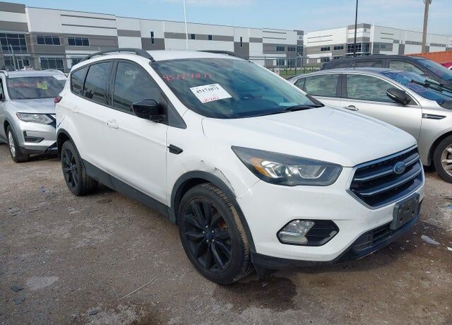 2019 FORD Escape