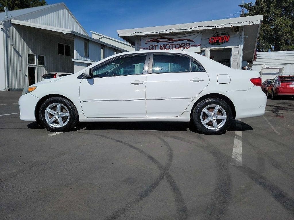 2011 TOYOTA Corolla