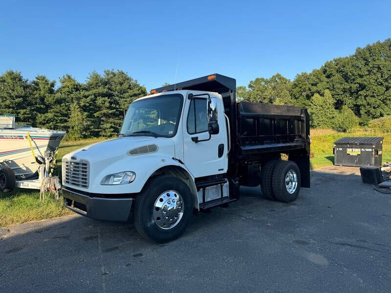 2011 FREIGHTLINER M2