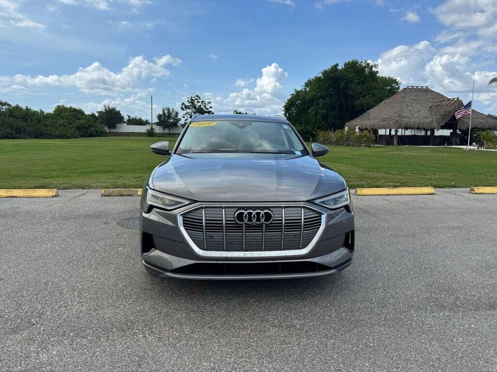 2019 Audi e-tron
